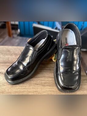 Deer Stags Boy’s WIDE Black Slip-On Dress Shoes